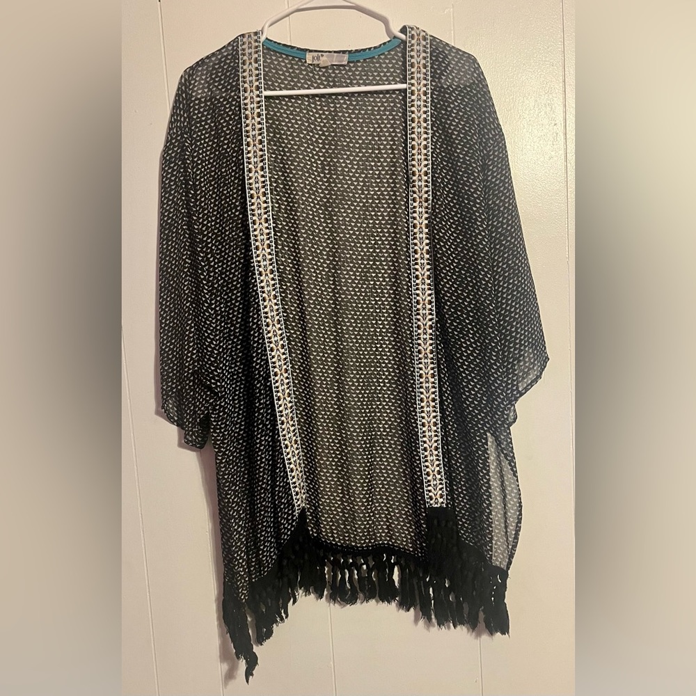 Jolt kimono. Size large